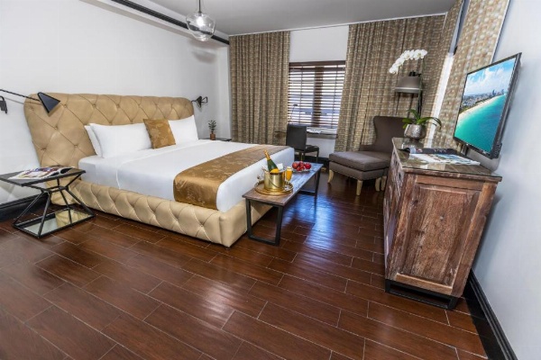 Hotel Croydon image 16