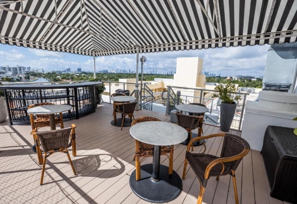 Hotel Croydon image 25